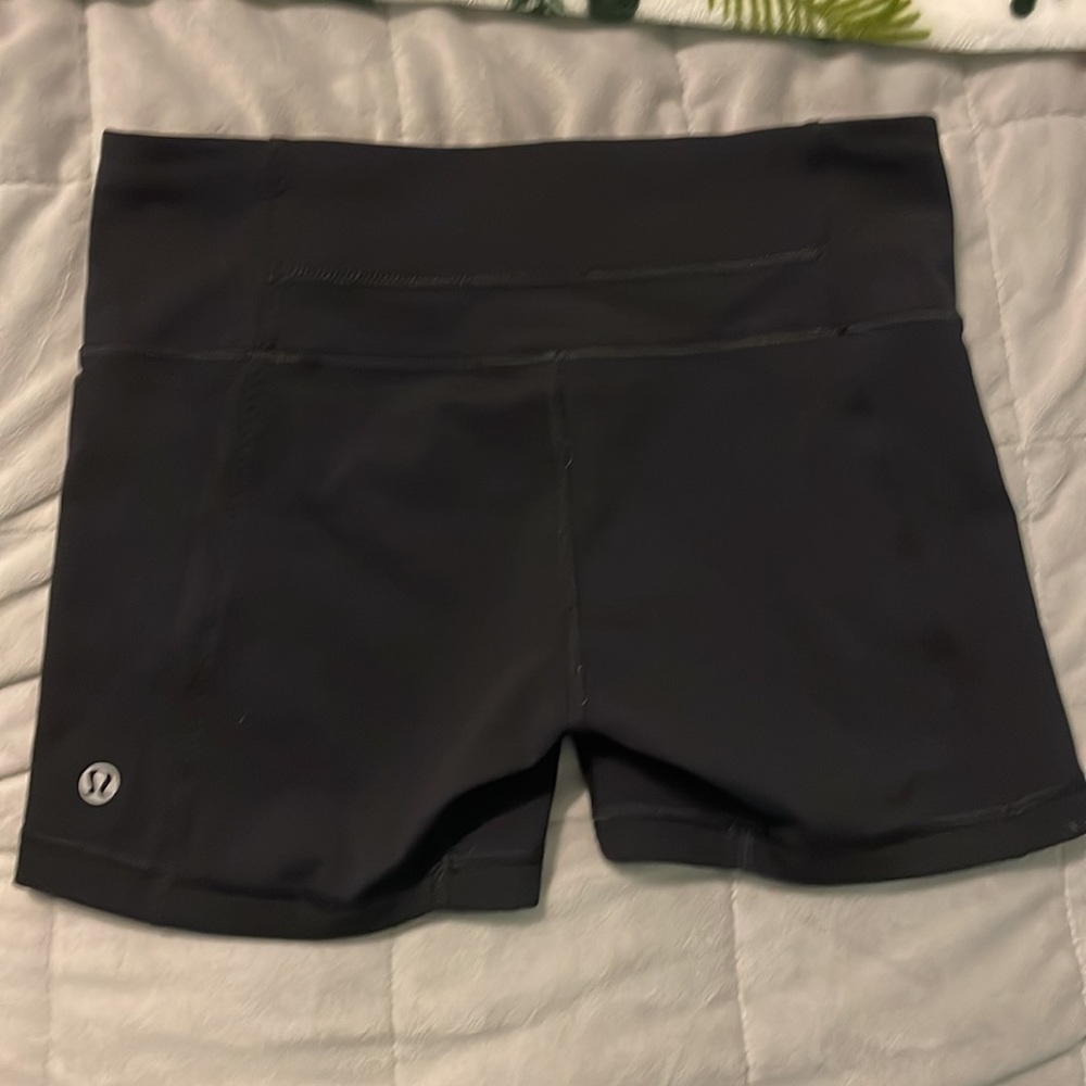 LULULEMON black biker shorts!